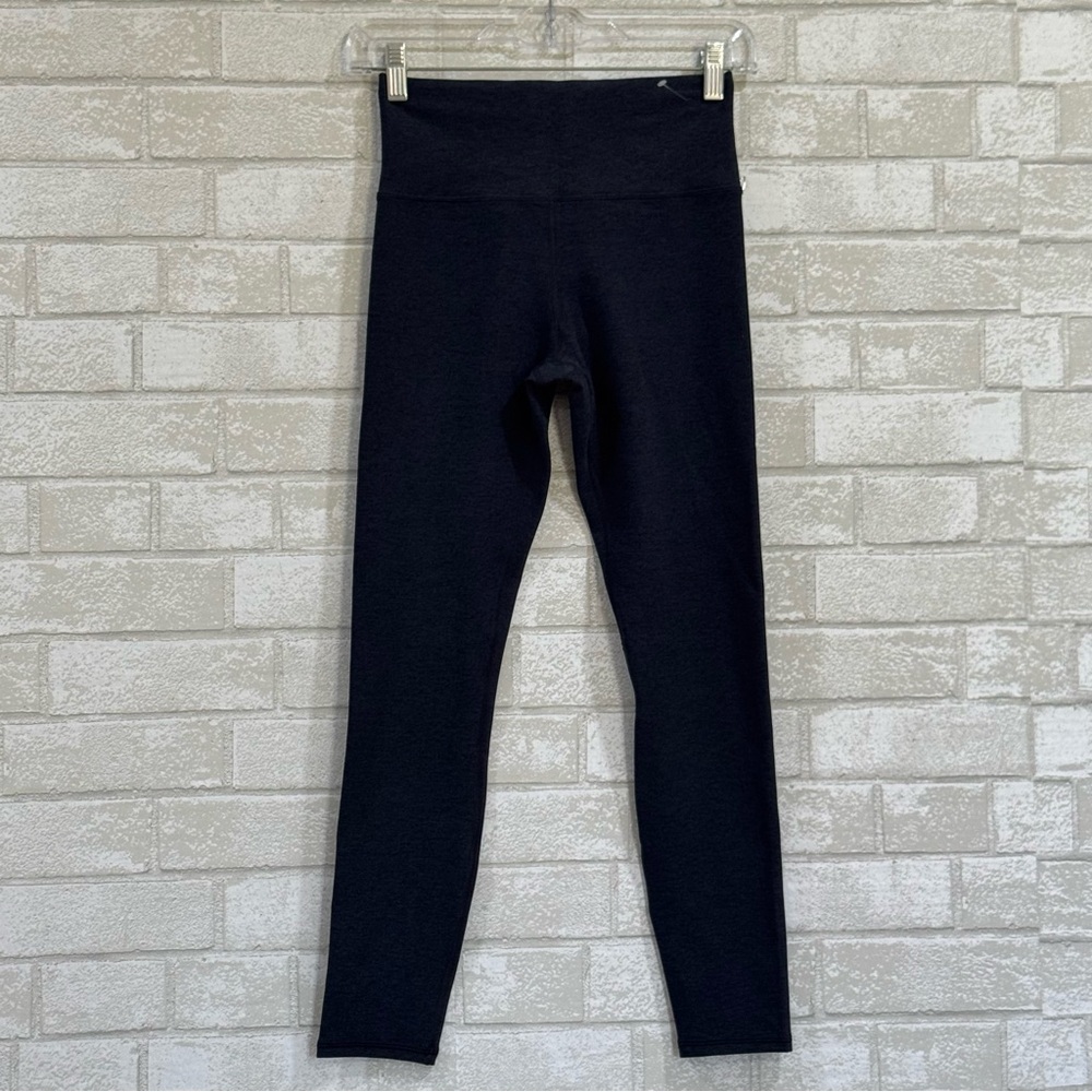 VUORI Clean Elevation Leggings In Midnight Heather - Size - Small